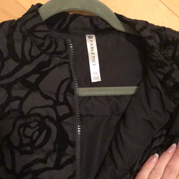 Fabletics jacket - Picture 2 of 4